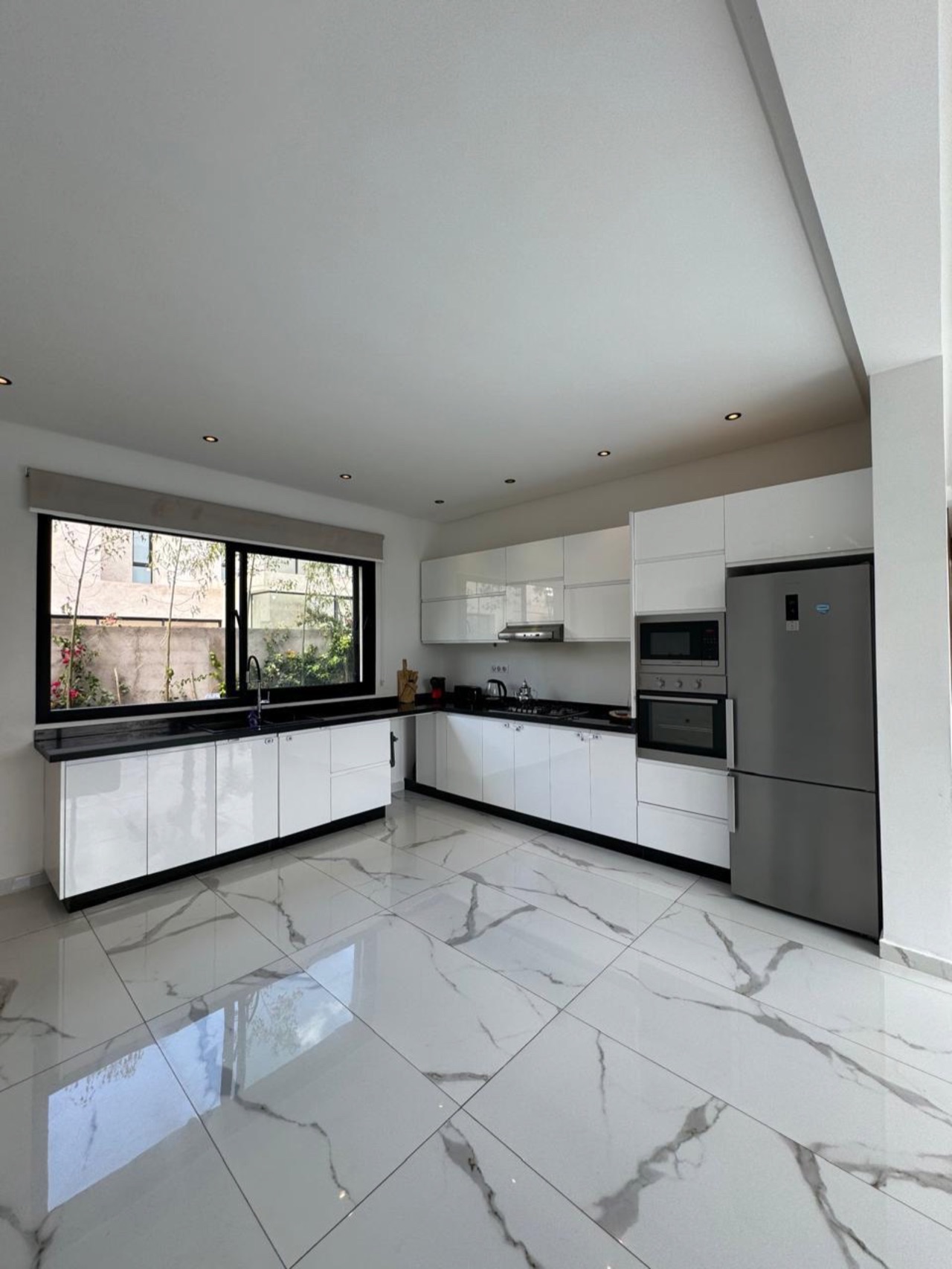 Villa Dina — IMG_0196.JPG