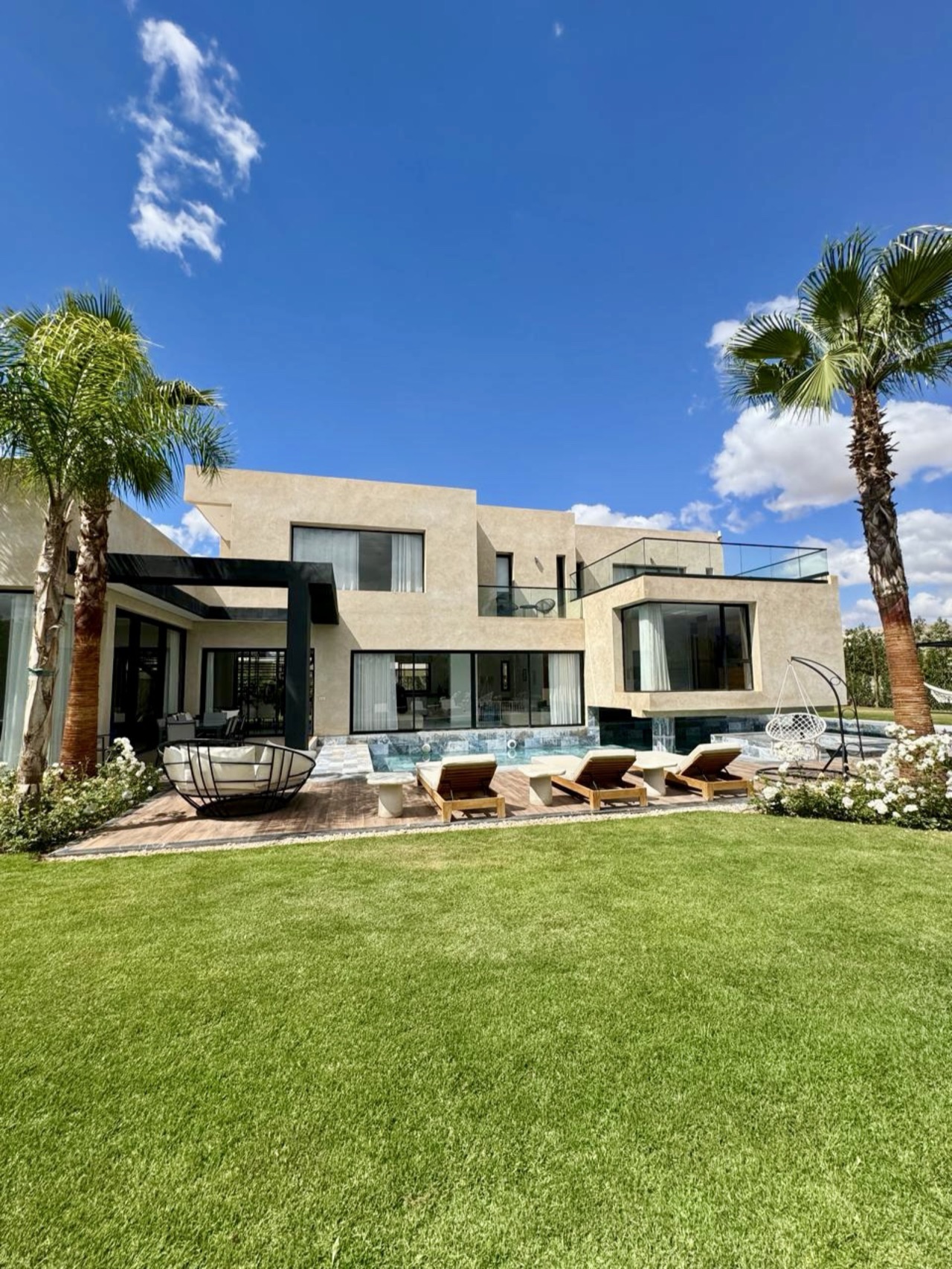 Villa Dina — IMG_0204.jpg