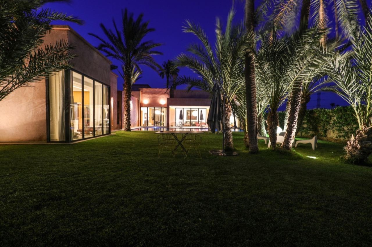 Villa Glam — IMG_1144.JPG