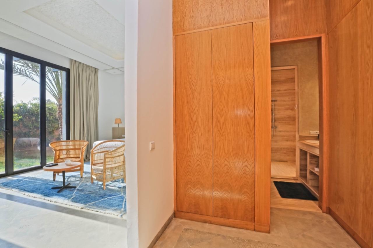 Villa Glam — IMG_1154.JPG