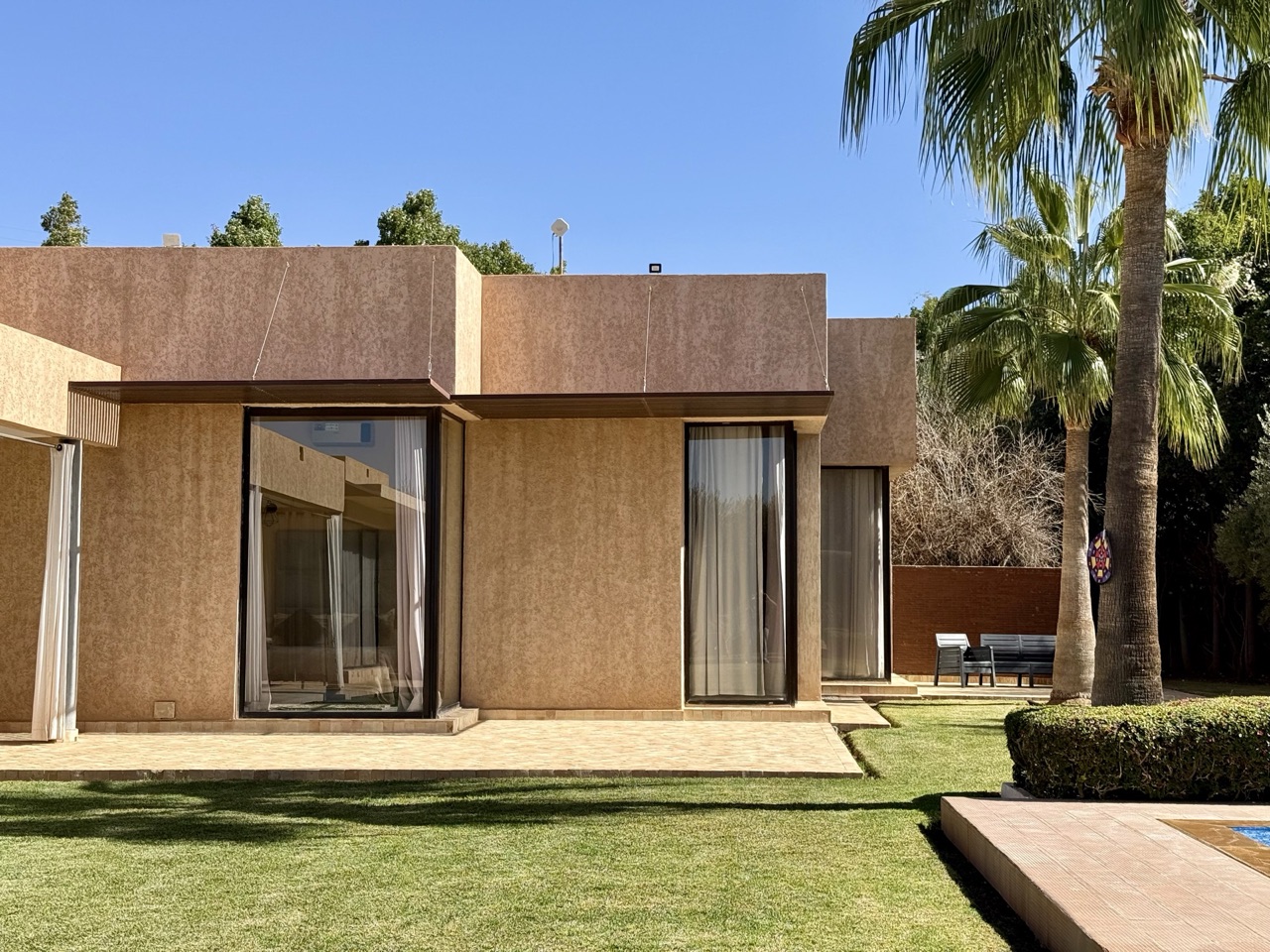 Villa Sunny — IMG_3842.jpg