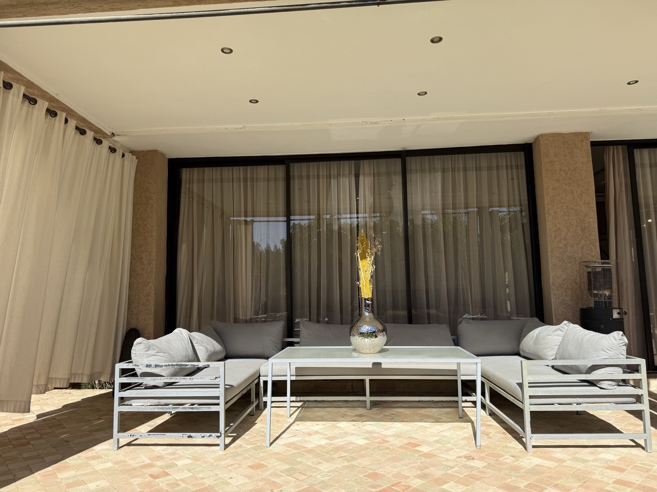 Villa Sunny — IMG_3965.jpg