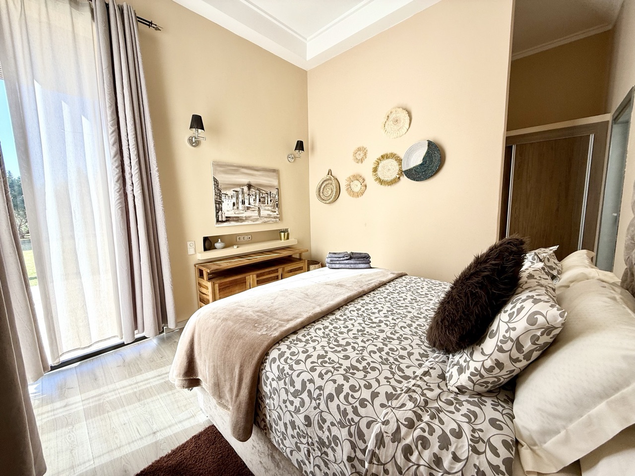 Villa Sunny — IMG_4052.jpg