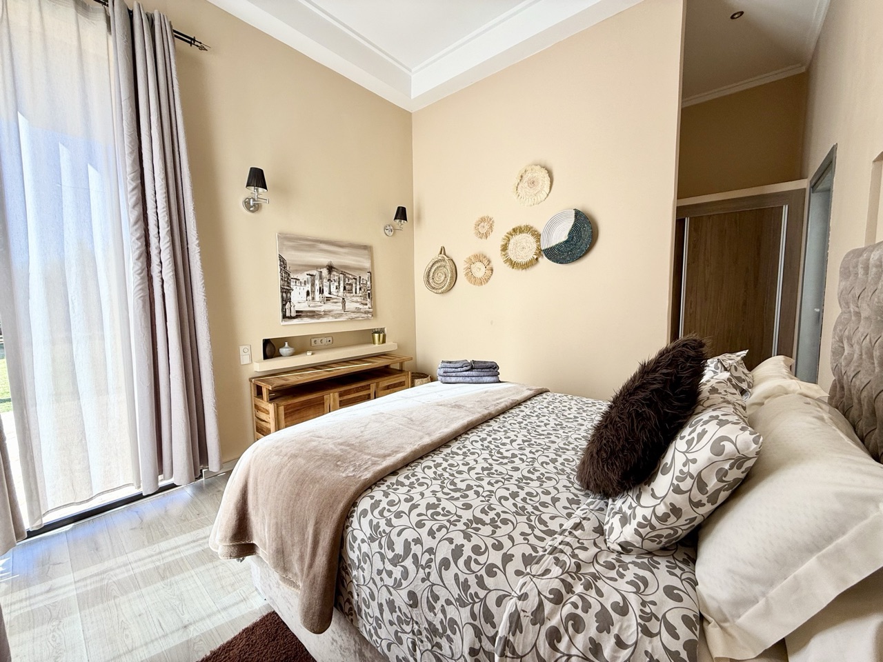 Villa Sunny — IMG_4055.jpg