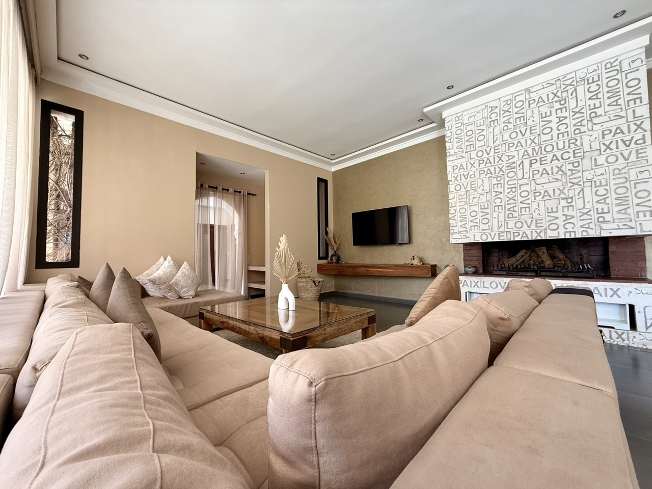 Villa Sunny — IMG_4090.jpg